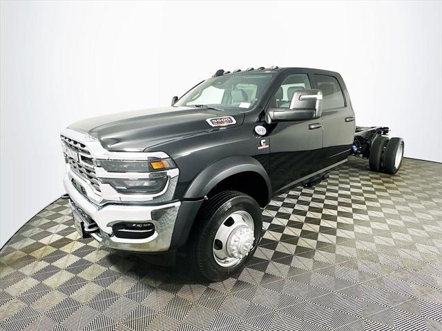 2025 RAM Ram 5500 Chassis Cab RAM 5500 TRADESMAN CHASSIS CREW CAB 4X4 84 CA