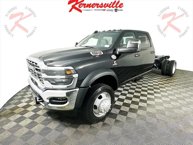 2025 RAM Ram 5500 Chassis Cab RAM 5500 TRADESMAN CHASSIS CREW CAB 4X4 84 CA