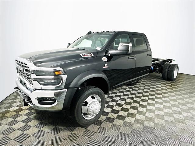 2025 RAM Ram 5500 Chassis Cab RAM 5500 TRADESMAN CHASSIS CREW CAB 4X4 84 CA