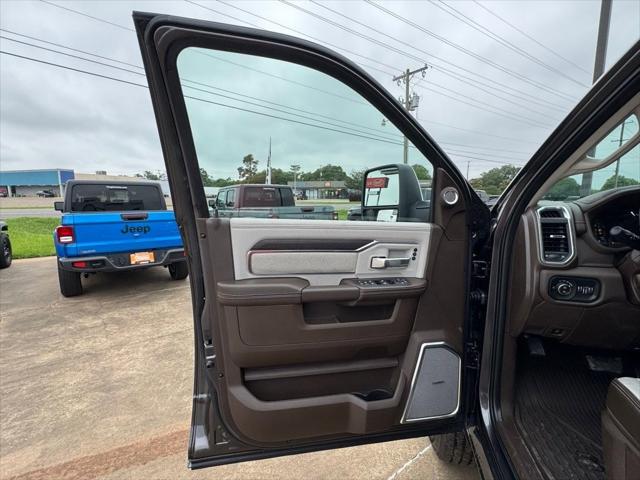 2025 Ram 2500 Laramie Mega Cab 4x4 6'4" Box