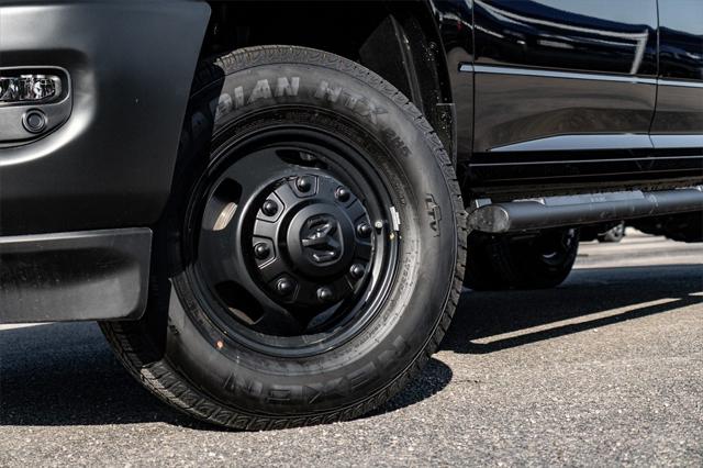 2025 RAM Ram 3500 RAM 3500 TRADESMAN CREW CAB 4X4 8 BOX