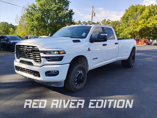 2025 RAM Ram 3500 RAM 3500 BIG HORN CREW CAB 4X4 8 BOX