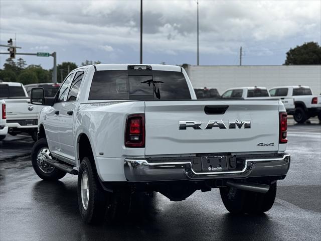 2025 RAM Ram 3500 RAM 3500 TRADESMAN CREW CAB 4X4 8 BOX