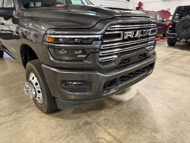 2025 RAM Ram 3500 RAM 3500 LARAMIE CREW CAB 4X4 8 BOX