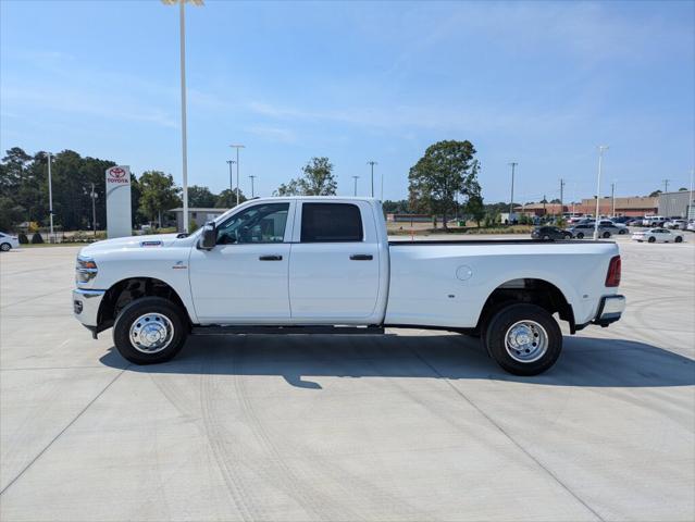 2025 Ram 3500 Tradesman Crew Cab 4x4 8' Box