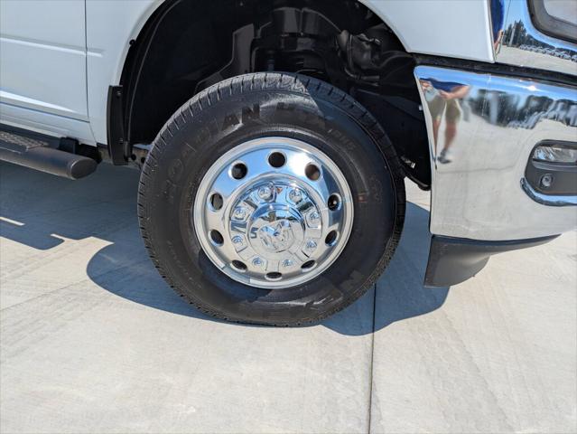 2025 Ram 3500 Tradesman Crew Cab 4x4 8' Box