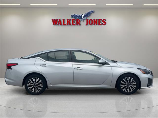 2023 Nissan Altima SV FWD