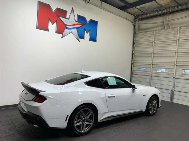 2024 Ford Mustang GT Premium Fastback