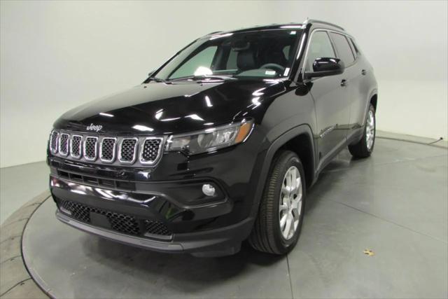 2024 Jeep Compass Latitude Lux FWD