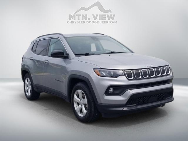 2022 Jeep Compass Latitude FWD