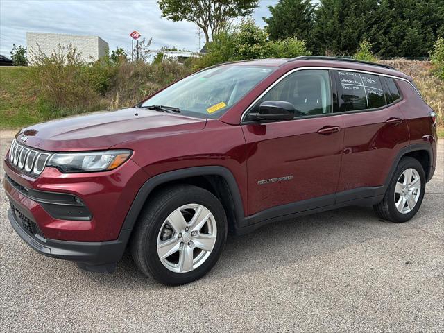 2022 Jeep Compass Latitude FWD