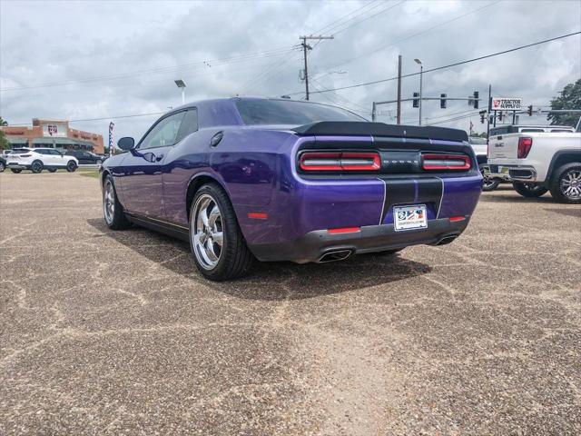 2016 Dodge Challenger R/T Shaker