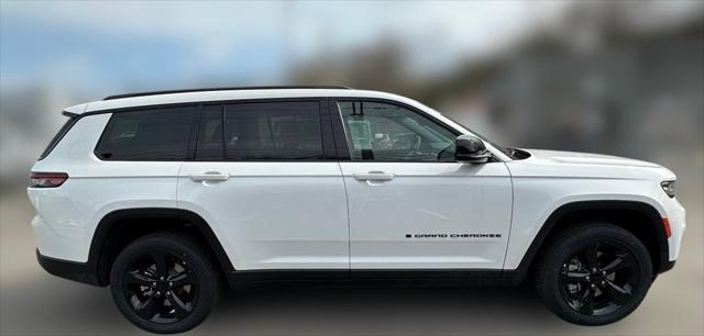 2025 Jeep Grand Cherokee GRAND CHEROKEE L ALTITUDE X 4X4
