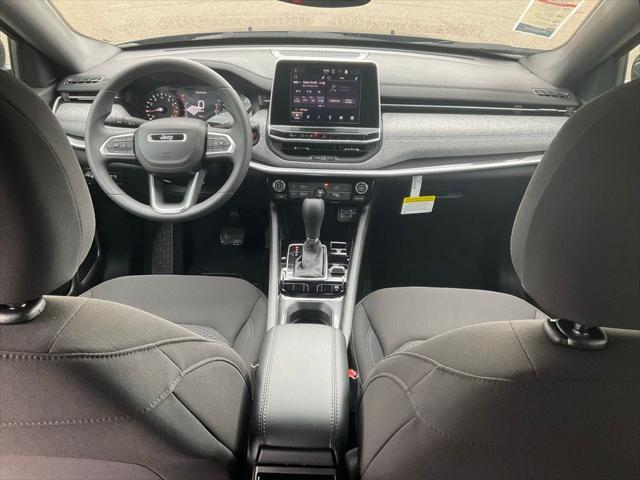 2025 Jeep Compass COMPASS SPORT 4X4