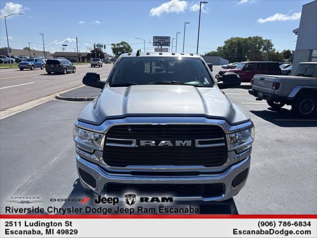 2020 RAM 3500 Tradesman Crew Cab 4x4 64 Box 2020 RAM 3500 Tradesman Crew Cab 4x4 64 Box