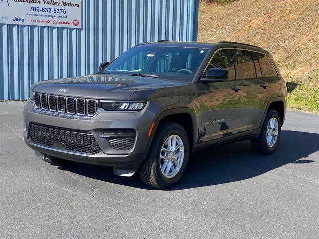 2025 Jeep Grand Cherokee GRAND CHEROKEE LAREDO X 4X4