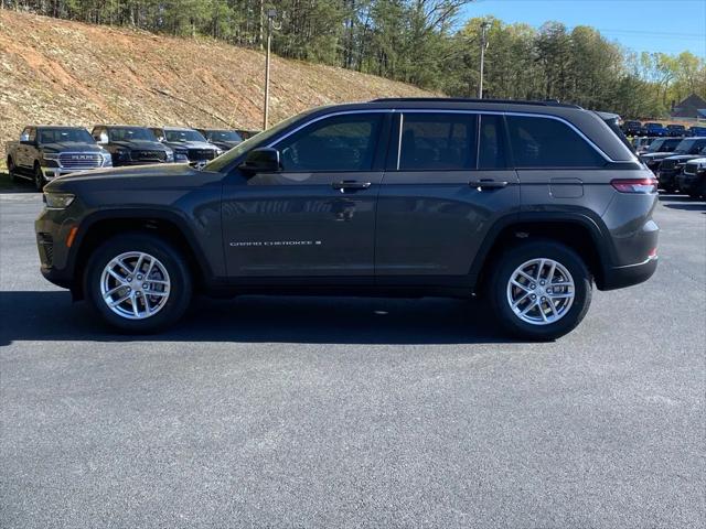 2025 Jeep Grand Cherokee GRAND CHEROKEE LAREDO X 4X4