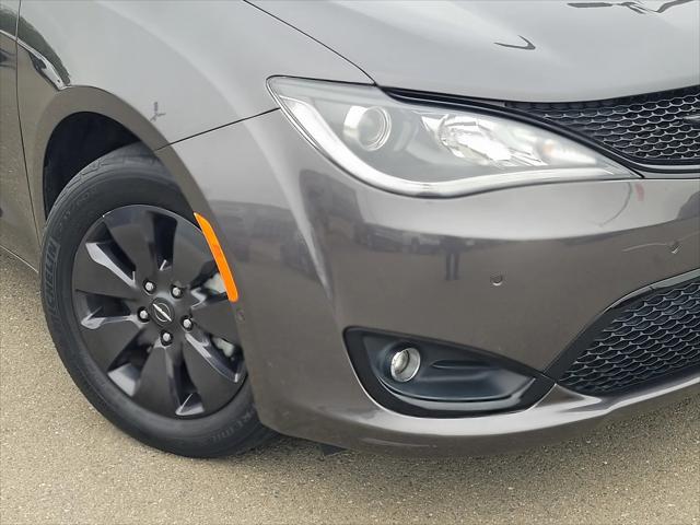 2020 Chrysler Pacifica Hybrid Limited