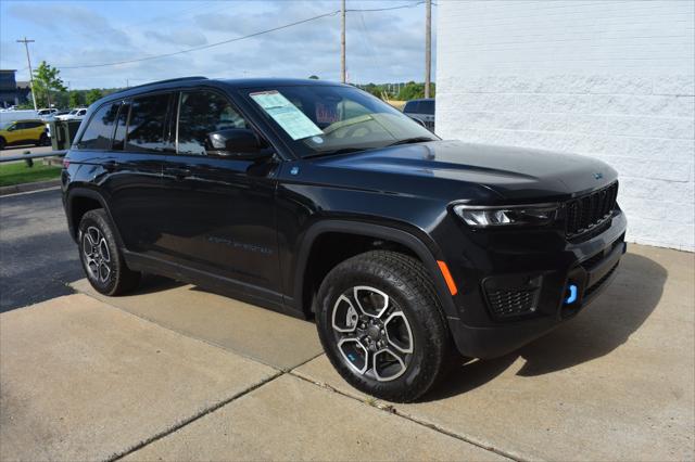 2023 Jeep Grand Cherokee 4xe Trailhawk