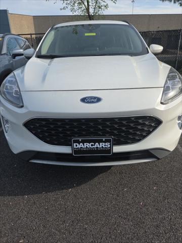 2020 Ford Escape Titanium Hybrid