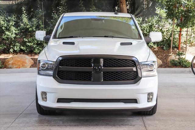2017 RAM 1500 Night Regular Cab 4x2 64 Box