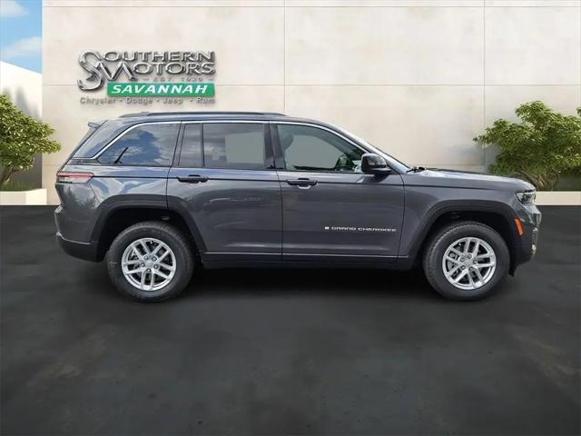 2025 Jeep Grand Cherokee Laredo X 4x2