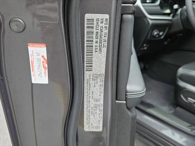 2025 Jeep Grand Cherokee Laredo X 4x2