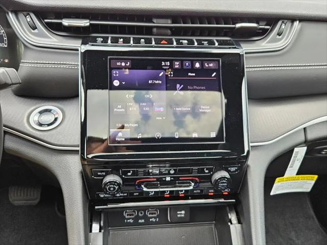2025 Jeep Grand Cherokee Laredo X 4x2
