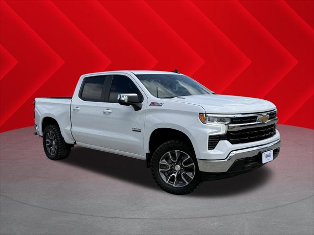 2022 Chevrolet Silverado 1500 4WD Crew Cab Standard Bed LT