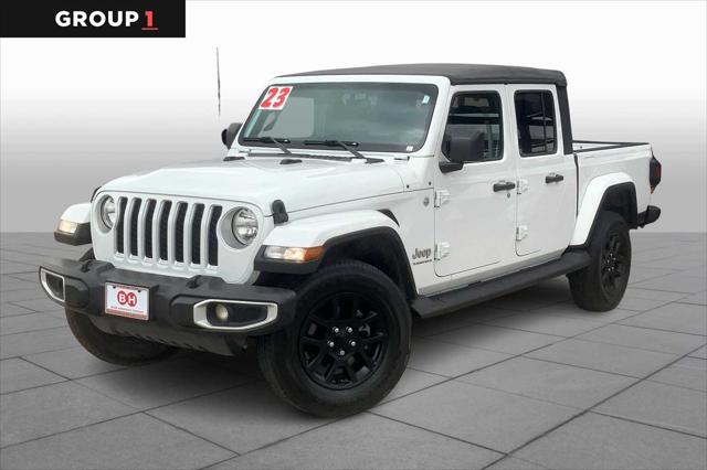 2023 Jeep Gladiator Overland 4x4