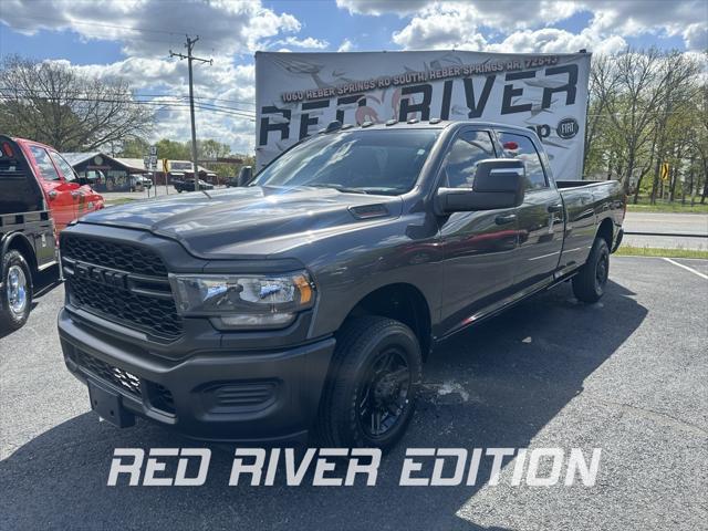2023 RAM 2500 Tradesman Crew Cab 4x2 8 Box