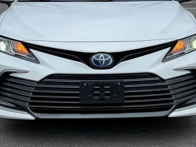 2022 Toyota Camry LE Hybrid