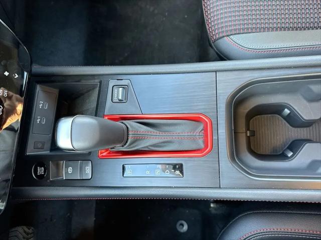 2025 Nissan Kicks SR Intelligent AWD