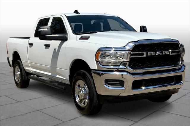 2024 RAM 2500 Tradesman Crew Cab 4x4 64 Box