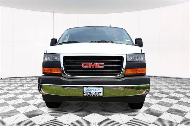 2025 GMC Savana Cutaway Work Van