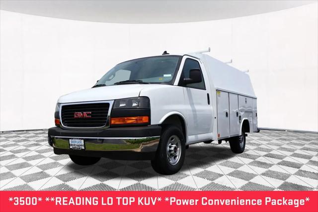 2025 GMC Savana Cutaway Work Van
