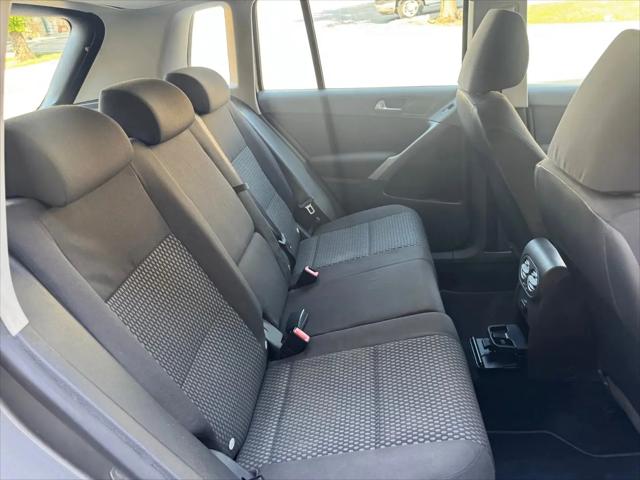 2009 Volkswagen Tiguan S