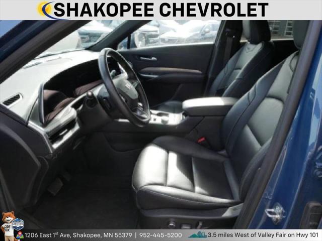 2024 Cadillac XT4 AWD Premium Luxury