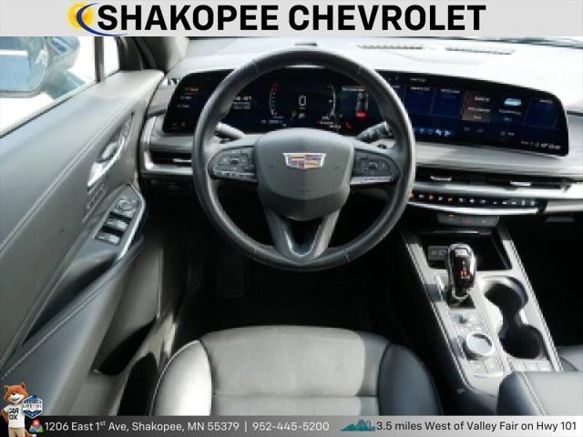 2024 Cadillac XT4 AWD Premium Luxury