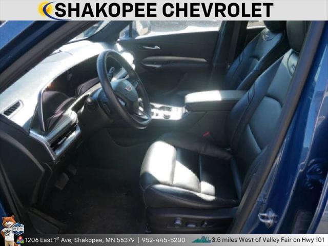 2024 Cadillac XT4 AWD Premium Luxury