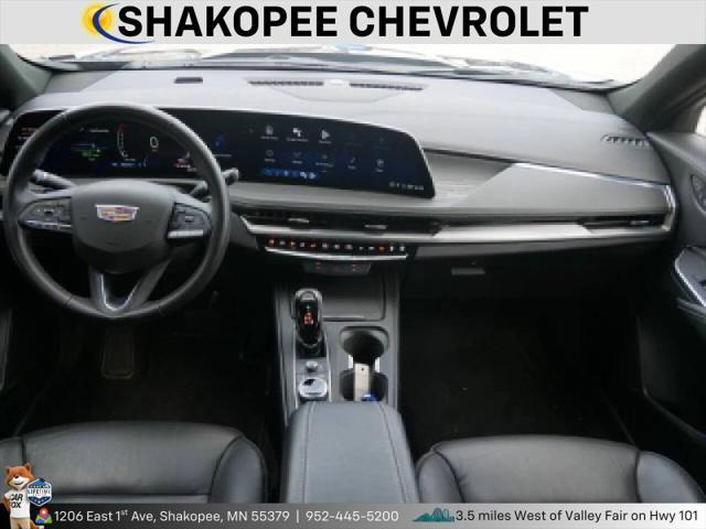 2024 Cadillac XT4 AWD Premium Luxury