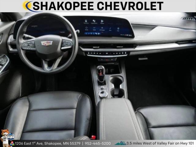2024 Cadillac XT4 AWD Premium Luxury