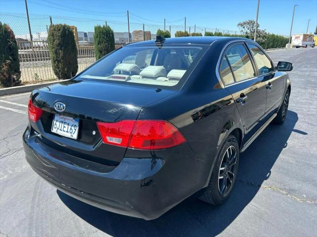 2010 Kia Optima LX