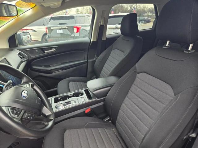 2022 Ford Edge SE