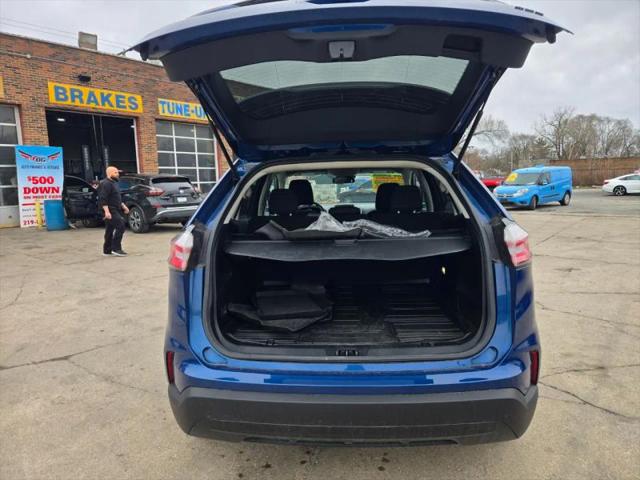 2022 Ford Edge SE