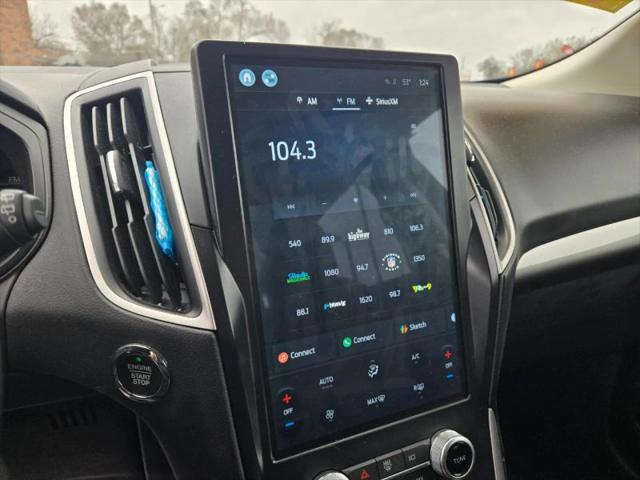 2022 Ford Edge SE