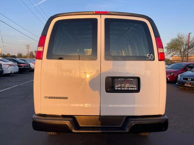 2020 Chevrolet Express Cargo Van RWD 2500 Extended Wheelbase WT