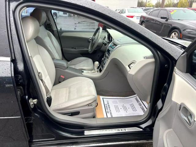 2011 Chevrolet Malibu 2LT