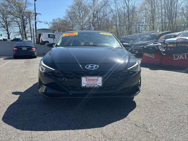 2021 Hyundai Elantra SE