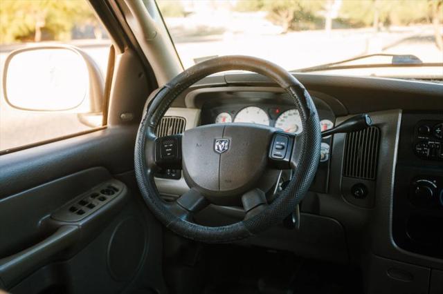 2004 Dodge Ram 2500 SLT/Laramie